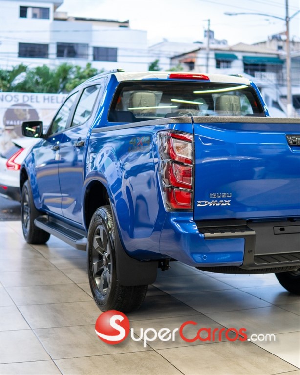 2027 Isuzu DMAX LSE — foto 5 / 8