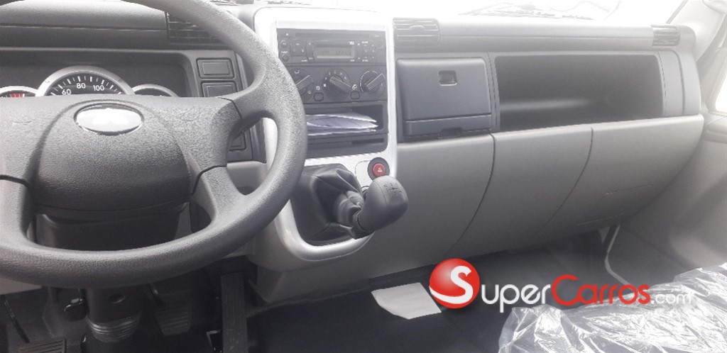 2024 Mitsubishi Motors Canter Cama 14 Pies — foto 7 / 9