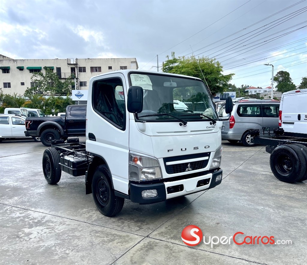 2026 Mitsubishi Motors Canter Chassis 10 pies