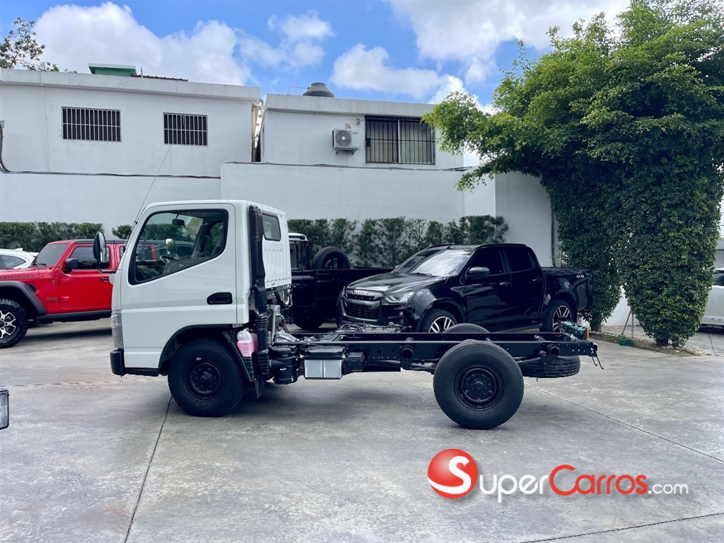2026 Mitsubishi Motors Canter Chassis 10 pies — foto 7 / 10