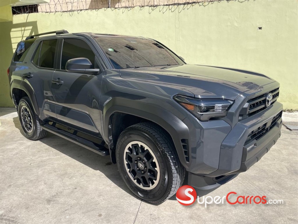 2026 Toyota 4 Runner SR5 — foto 10 / 10