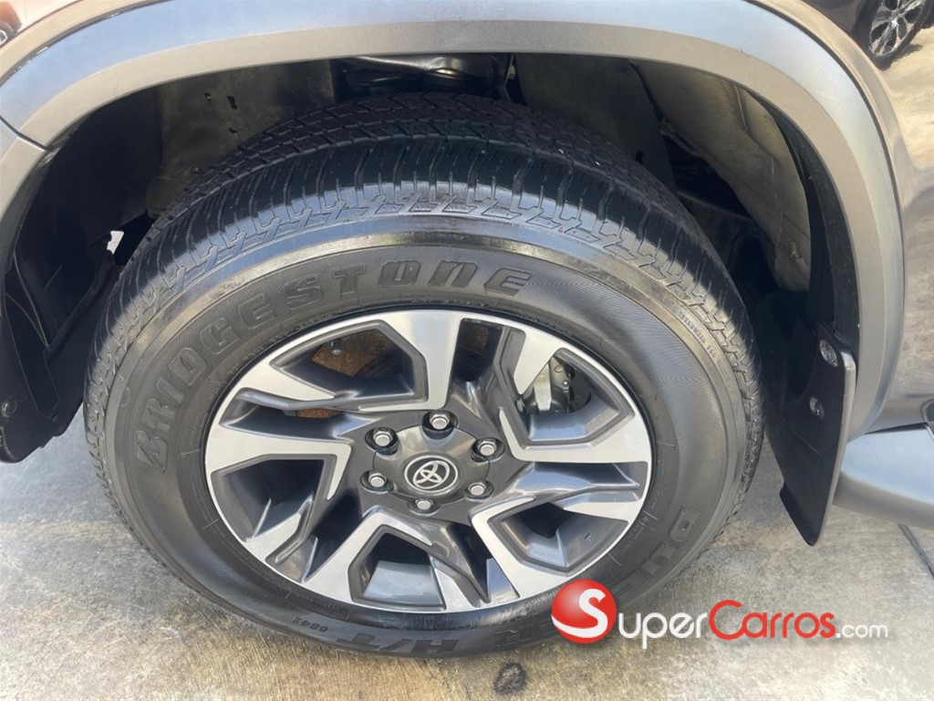 2022 Toyota Fortuner DIAMOND — foto 4 / 7