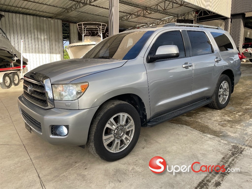 2015 Toyota Sequoia Limited — foto 9 / 11