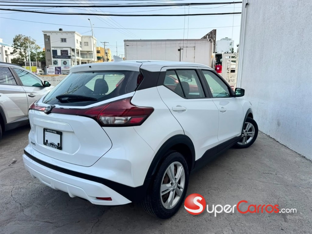 2022 Nissan Kicks S — foto 4 / 12