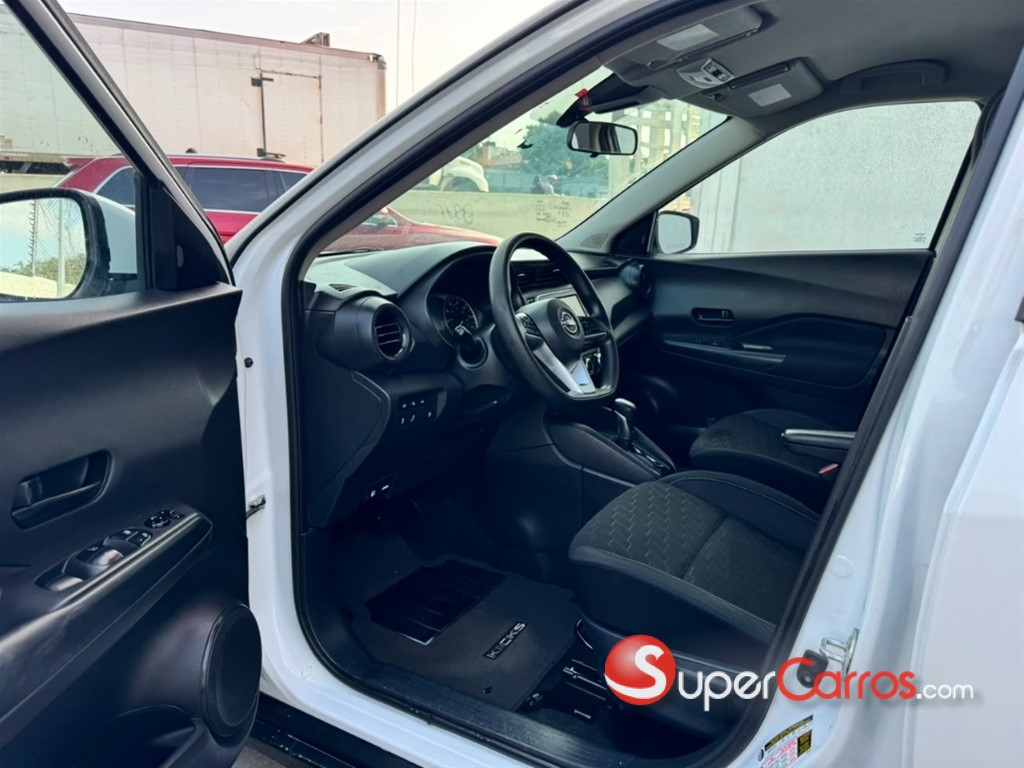 2022 Nissan Kicks S — foto 7 / 12
