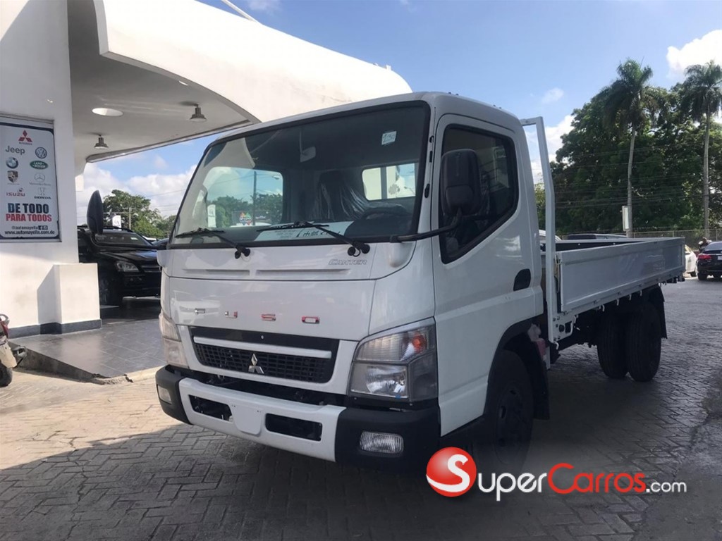 2027 Mitsubishi Motors Canter Cama 14 Pies