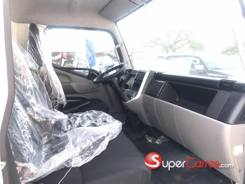 2027 Mitsubishi Motors Canter Cama 14 Pies — foto 5 / 9