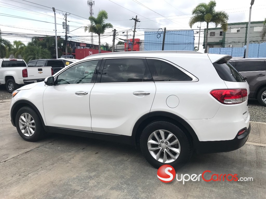 2016 Kia Sorento LX — foto 4 / 12