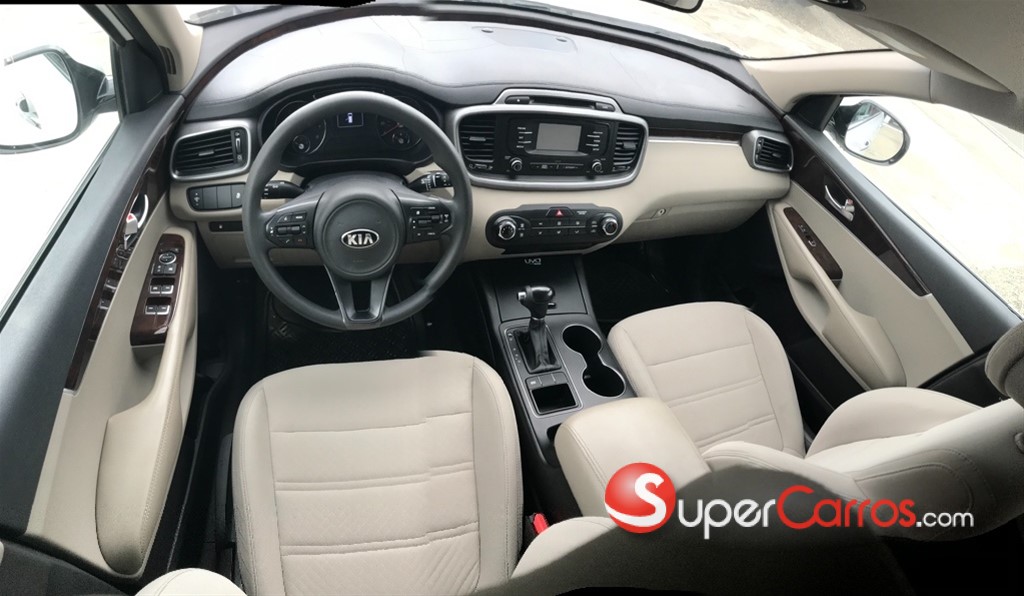 2016 Kia Sorento LX — foto 8 / 12