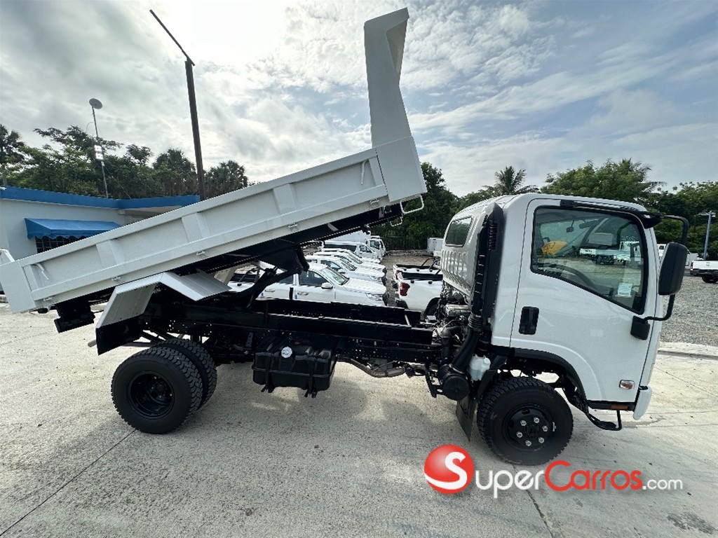 2026 Isuzu Volteo 4X4 — foto 3 / 9